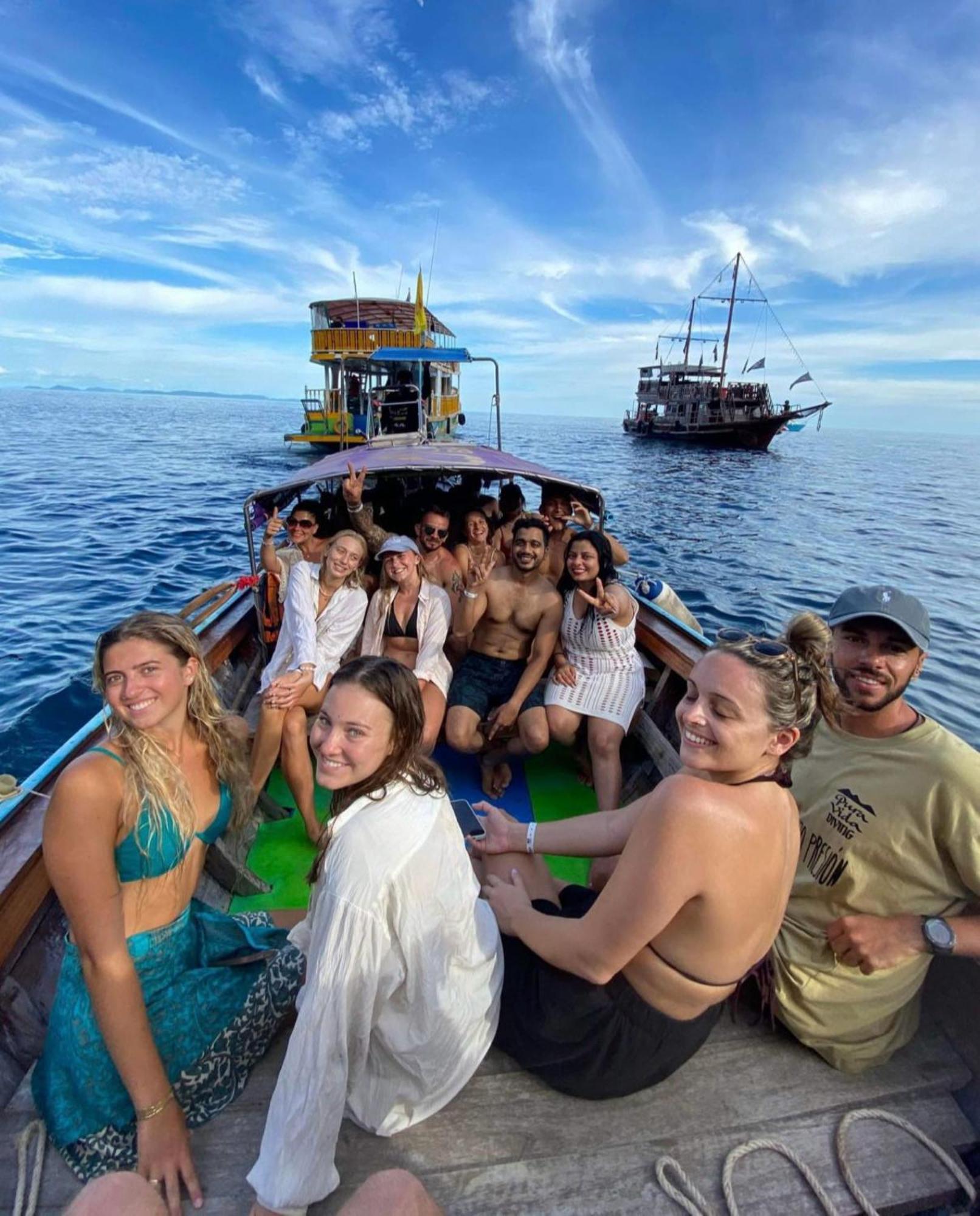 Blanco Beach Bar Hostel Ko Phi Phi Zewnętrze zdjęcie